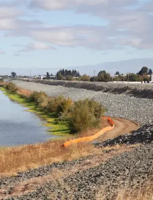 SacYolo North levee system along Sacremento river and Yolo Bypass